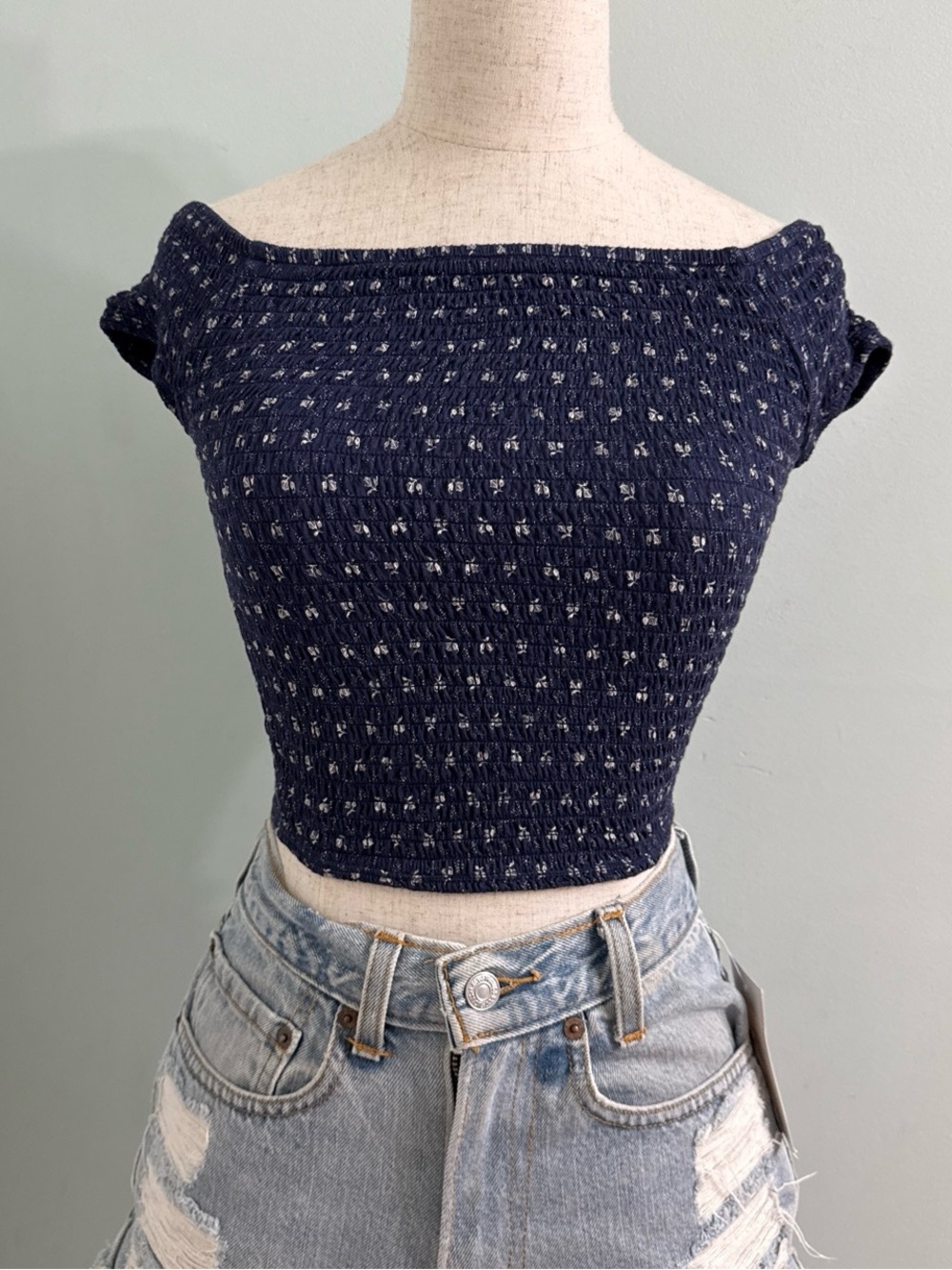 Y2K Guess Navy Floral Off Shoulder Top XS